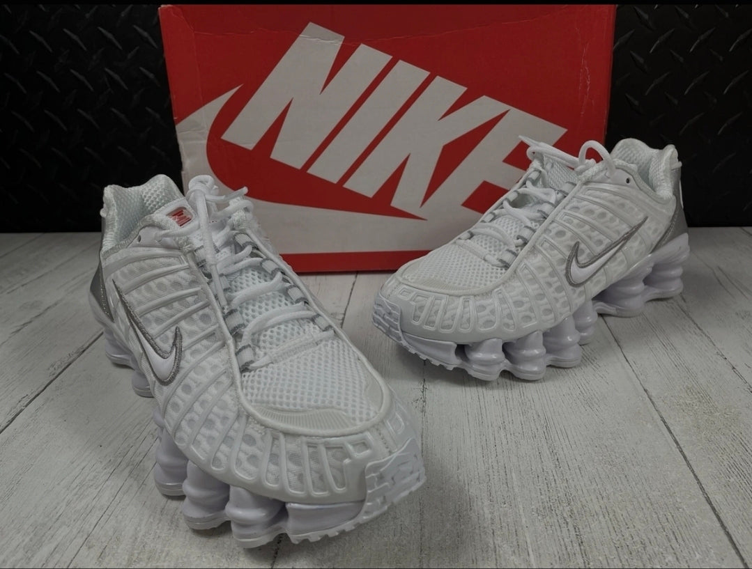 Nike shox branco